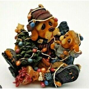 042 Vintage 1997 Barkley Crossing Christmas Tails numbered figurine